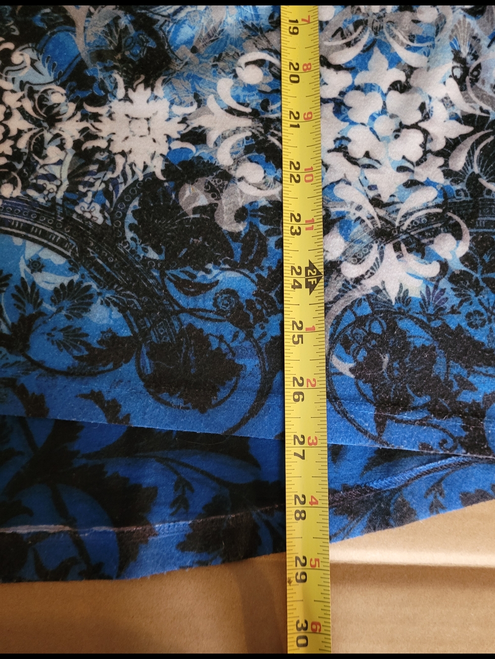 Christopher & Banks Blue, Black &  White Paisley Top Sz. Med - Picture 7 of 10